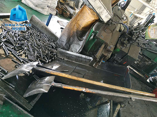 河北邯鐵緊固件有限公司熱冷鐓車(chē)間